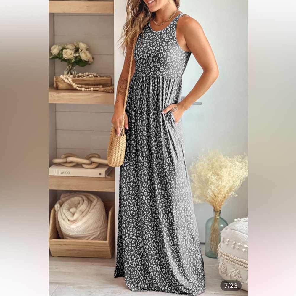 Gray Leopard print pocketed sleeveless maxi dress, pockets, NWT - Picture 2 of 7